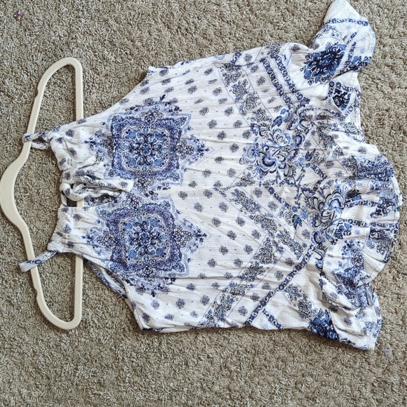 Maurices Navy and White Halter Blouse Size L - Picture 4 of 4